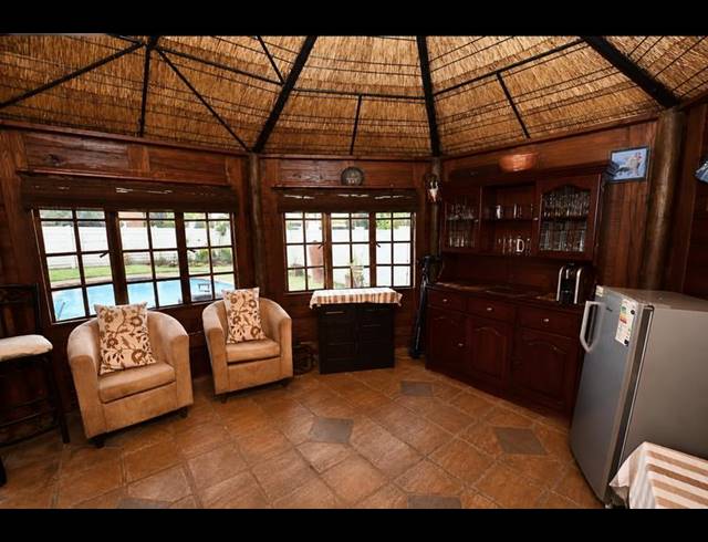 2 BEDROOM HOUSE FOR SALE IN HEUWELOORD